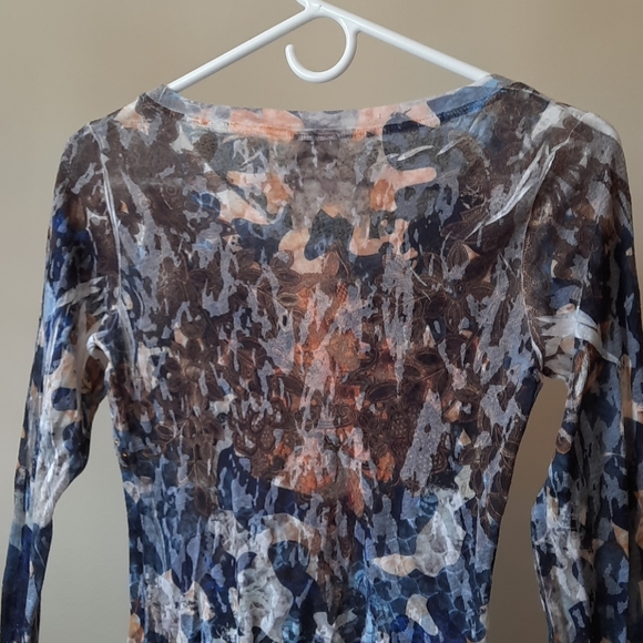 Long sleeve lightweight top shirt - Picture 7 of 8